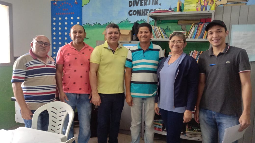 Visitas as Escolas participantes do projeto ''Câmara Mirim''.